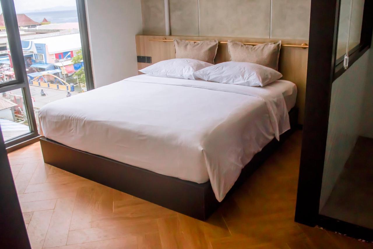Gaia Hotel Ternate Exterior foto